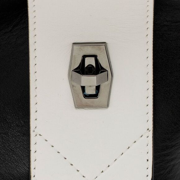 Givenchy Calfskin Soft Antigona Medium Satchel - Picture 13 of 15